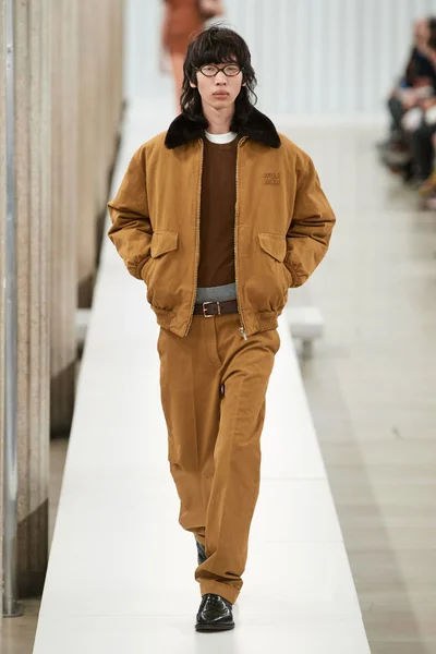Look 34